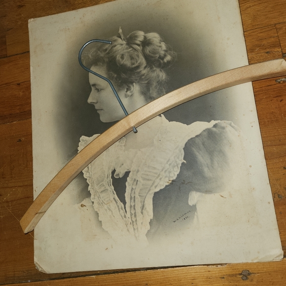 Vintage Collectible Eaton's Fur Storage Wooden Store Clothing Hanger - Picture 3 of 3